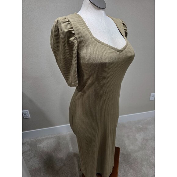Ribbed Puff Sleeve Midi Dress With V-Neckline In Olive Green - Picture 3 of 8